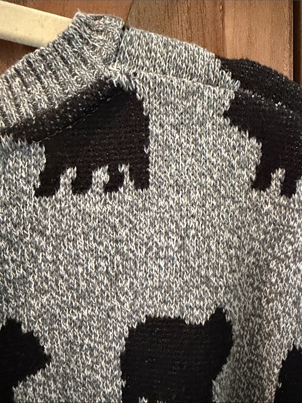 🇨🇦BEAR NAKED by PARKHURST Vintage All Over Bear Pattern Knit Sweater Grey Black - Picture 9 of 11